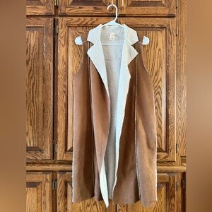 Hem & Thread Tan and Cream Vest